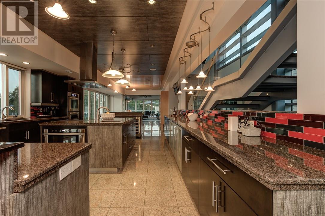 2410 South Bay Road, Sudbury, Ontario  P3E 6H7 - Photo 19 - 2126640