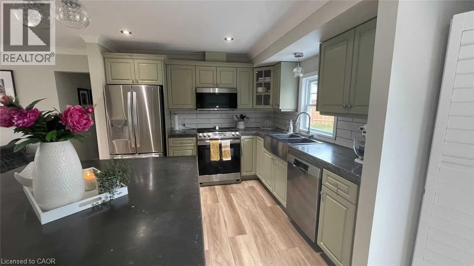 39 Oakwood Avenue Unit# Upper, Kitchener, Ontario  N2H 6G8 - Photo 7 - 40810989