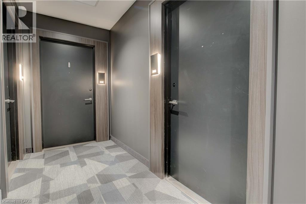 15 Wellington Street S Unit# 203, Kitchener, Ontario  N2G 0E4 - Photo 3 - 40810797