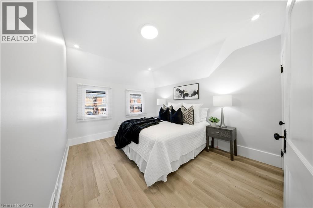 35 Stirling Avenue N, Kitchener, Ontario  N2H 3G4 - Photo 26 - 40810783