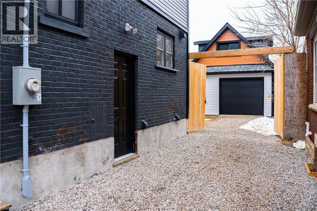 35 Stirling Avenue N, Kitchener, Ontario  N2H 3G4 - Photo 37 - 40810783