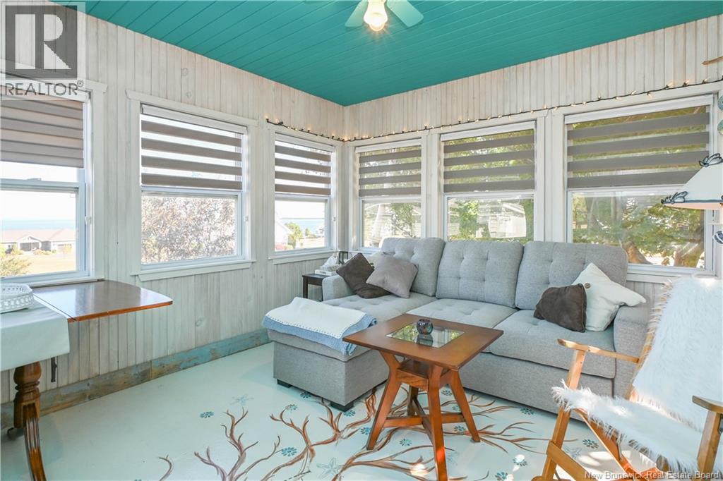 245 Saint-Pierre E Boulevard, Caraquet, New Brunswick  E1W 1B1 - Photo 9 - NB131309