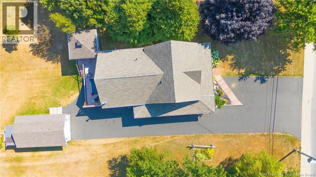 245 Saint-Pierre E Boulevard, Caraquet, New Brunswick  E1W 1B1 - Photo 43 - NB131309