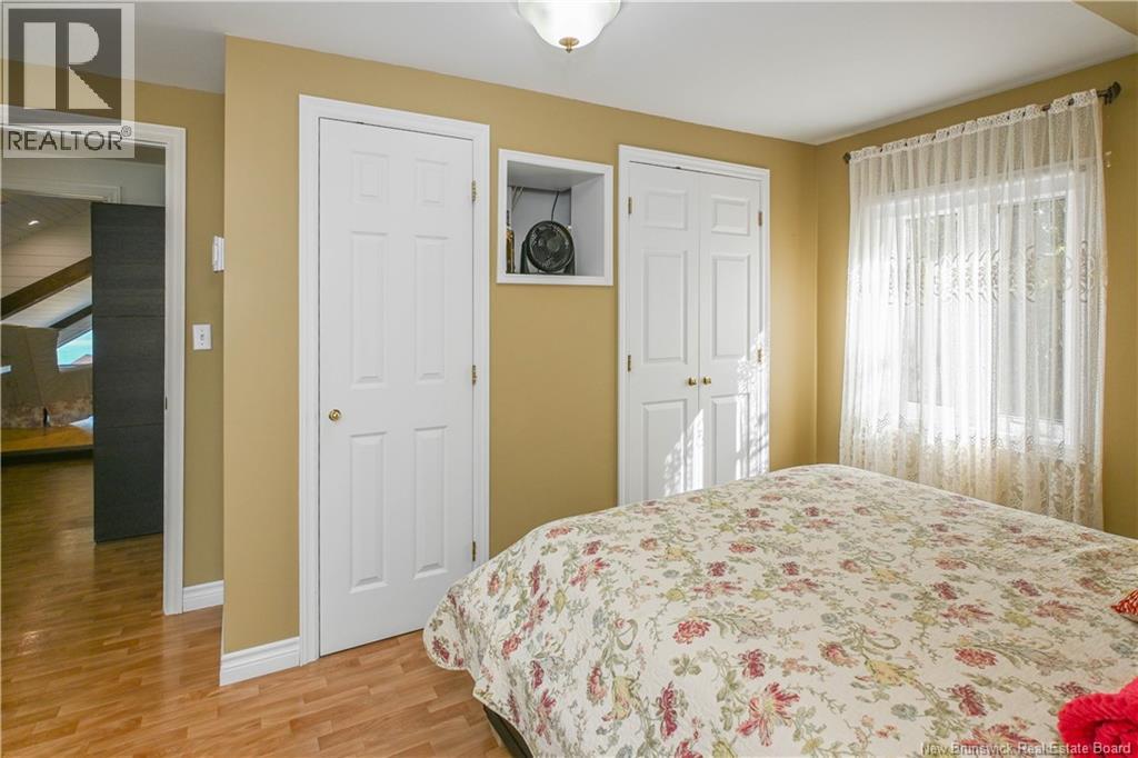 245 Saint-Pierre E Boulevard, Caraquet, New Brunswick  E1W 1B1 - Photo 40 - NB131309