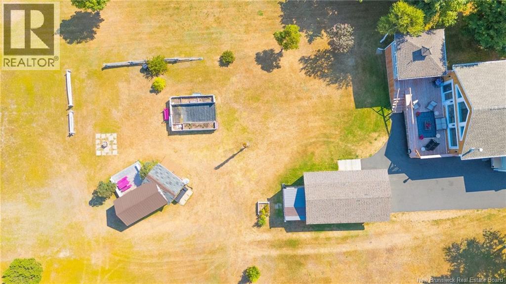 245 Saint-Pierre E Boulevard, Caraquet, New Brunswick  E1W 1B1 - Photo 44 - NB131309