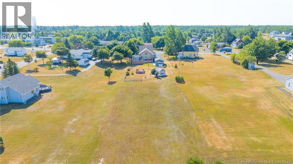 245 Saint-Pierre E Boulevard, Caraquet, New Brunswick  E1W 1B1 - Photo 42 - NB131309