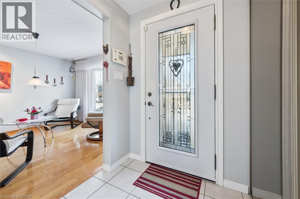 303 Mayview Crescent Unit# A, Waterloo, Ontario  N2V 1P5 - Photo 6 - 40809604