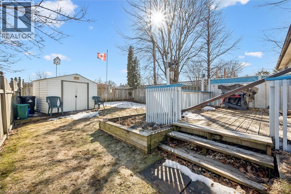 303 Mayview Crescent Unit# A, Waterloo, Ontario  N2V 1P5 - Photo 35 - 40809604