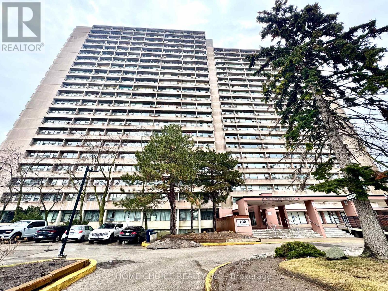 404 - 100 LEEWARD GLENWAY, Toronto, Ontario