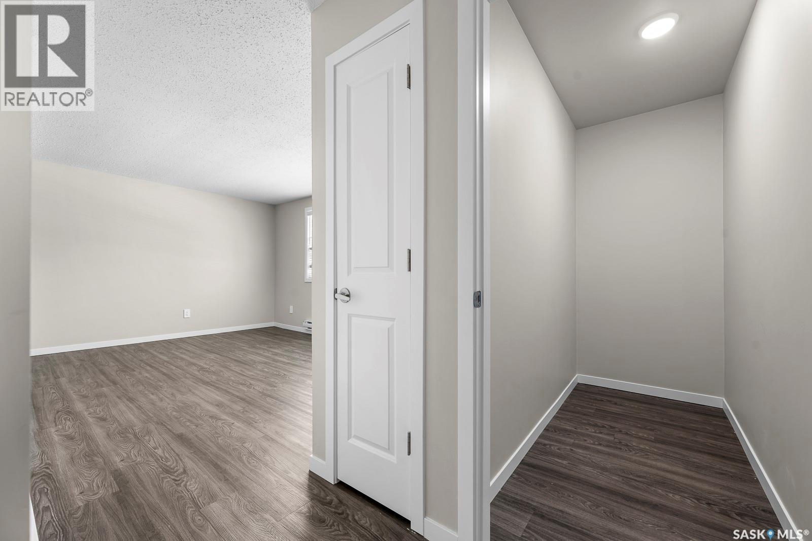 2120-2142 Lorne Street, Regina, Saskatchewan  S4P 2M5 - Photo 20 - SK030019