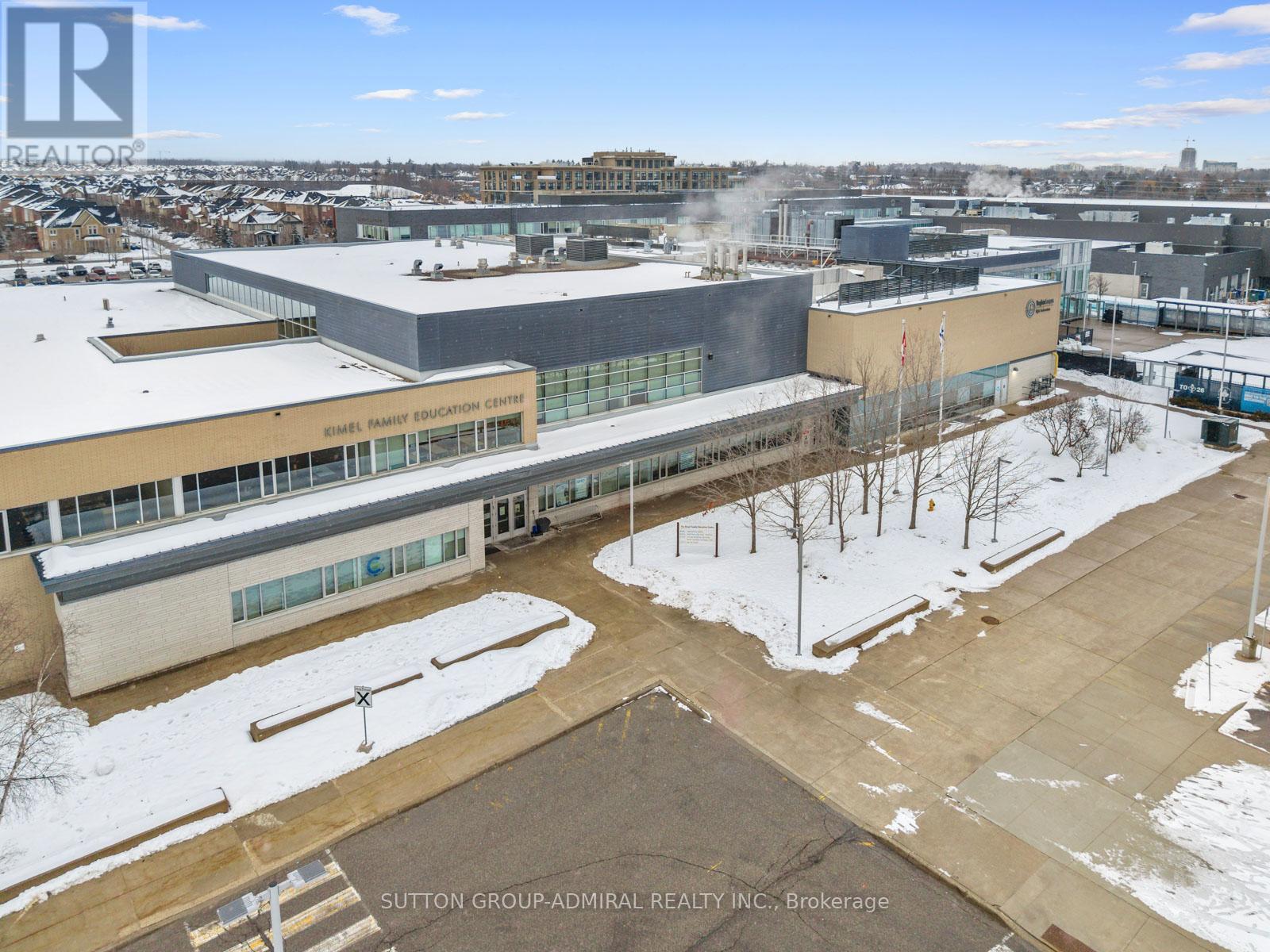 5 Millhouse Court, Vaughan (Patterson), Ontario  L6A 4J4 - Photo 47 - N12865194