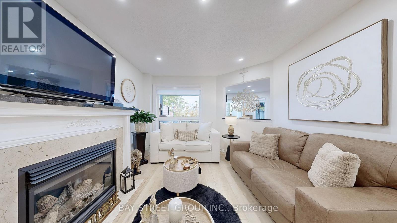 53 Priscilla's Place, Barrie (Painswick South), Ontario  L4N 5X6 - Photo 8 - S12865172