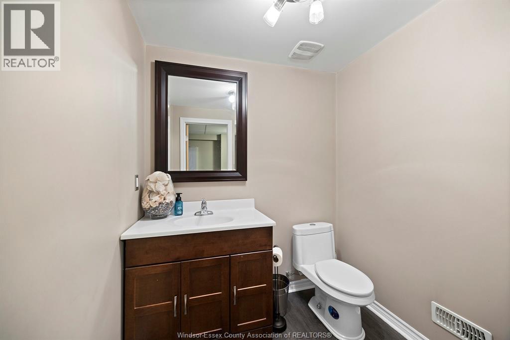 499 Old Tecumseh, Lakeshore, Ontario  N8N 3T3 - Photo 23 - 26004953