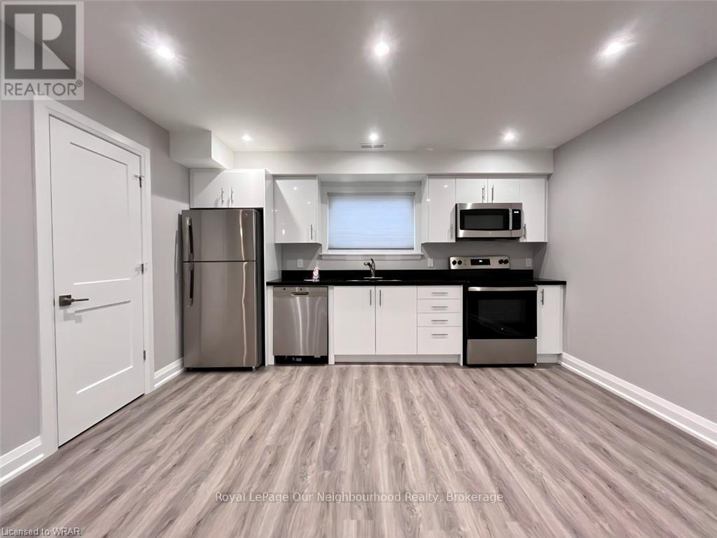 146 Bartlett Avenue, Toronto, Ontario  M6H 3G1 - Photo 10 - W12865348