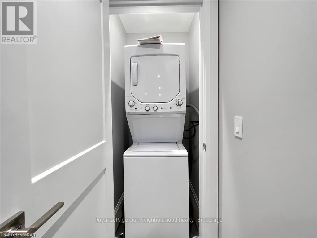 146 Bartlett Avenue, Toronto, Ontario  M6H 3G1 - Photo 18 - W12865348