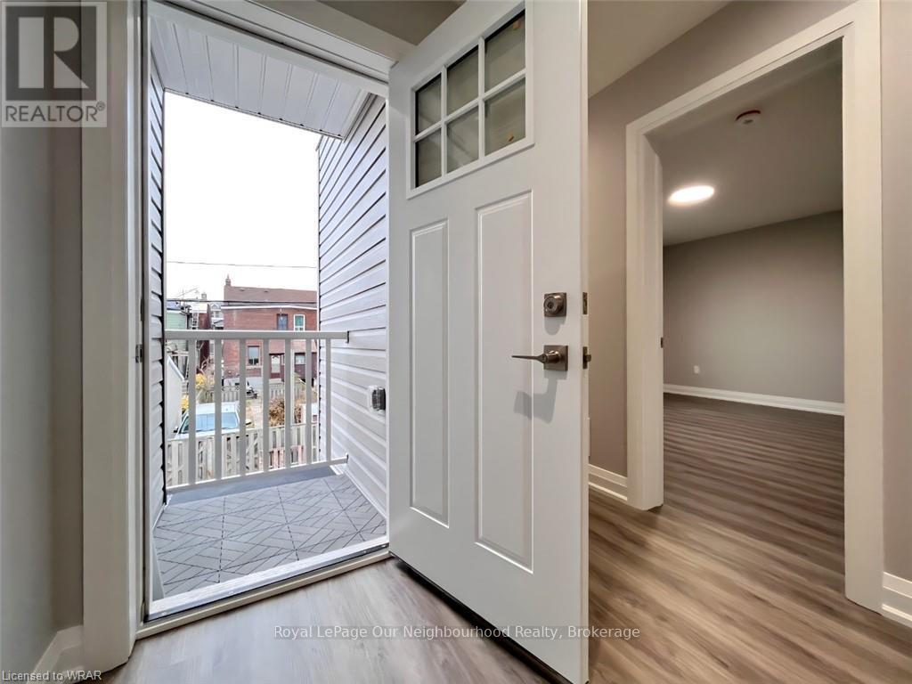 146 Bartlett Avenue, Toronto, Ontario  M6H 3G1 - Photo 19 - W12865348