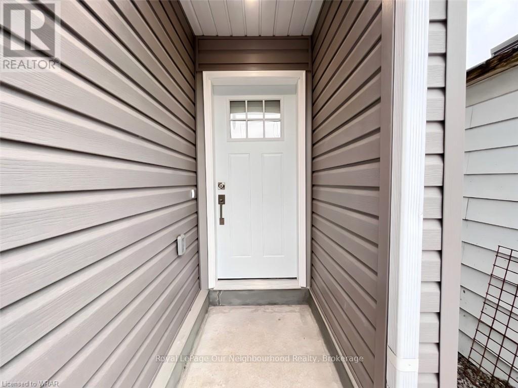 146 Bartlett Avenue, Toronto, Ontario  M6H 3G1 - Photo 3 - W12865348