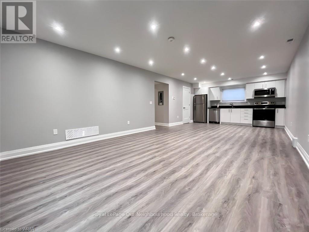 146 Bartlett Avenue, Toronto, Ontario  M6H 3G1 - Photo 7 - W12865348