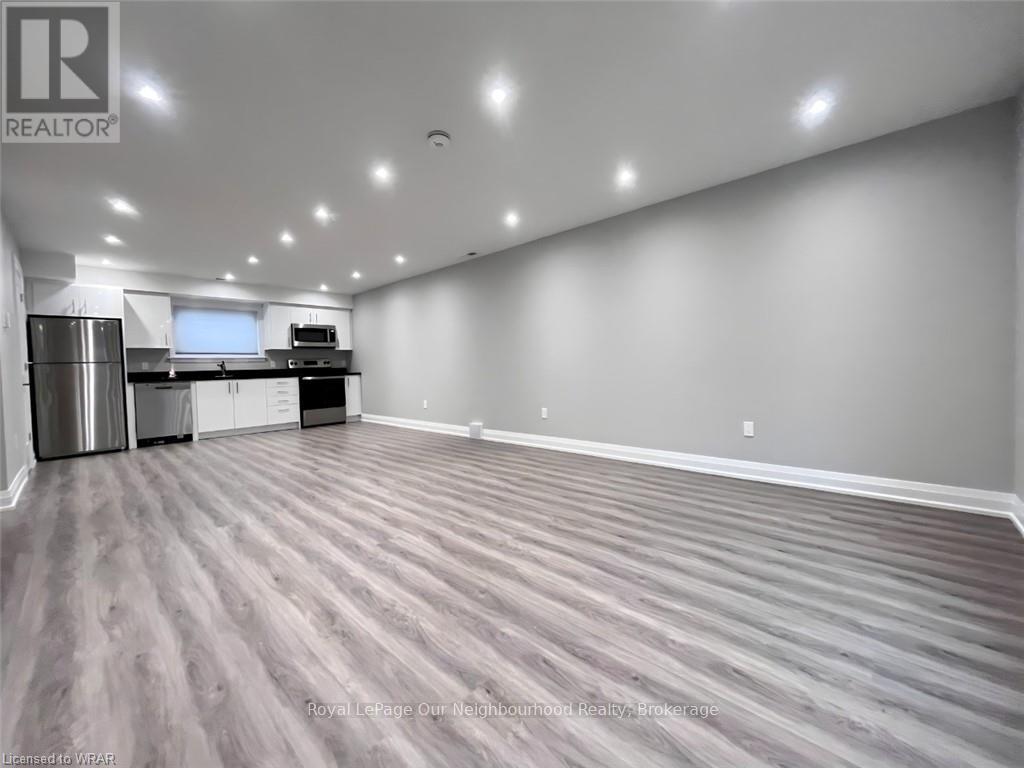 146 Bartlett Avenue, Toronto, Ontario  M6H 3G1 - Photo 8 - W12865348