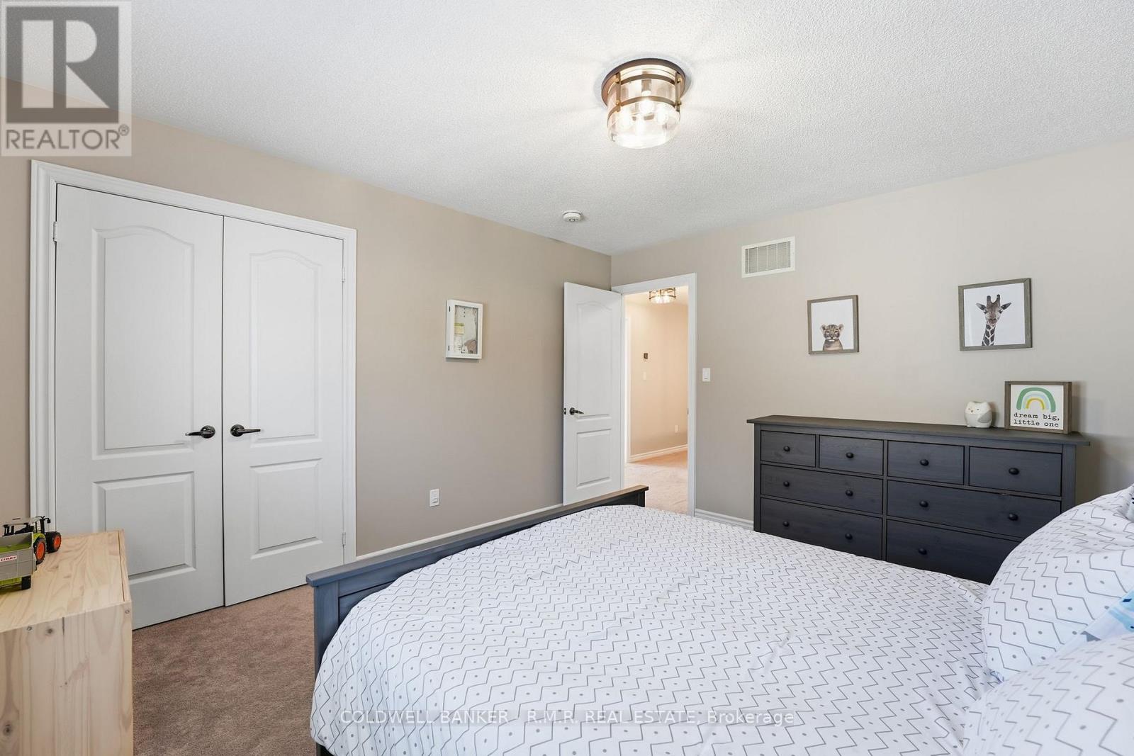 29 Logan Lane, Kawartha Lakes, Ontario  K9V 0L3 - Photo 28 - X12865340