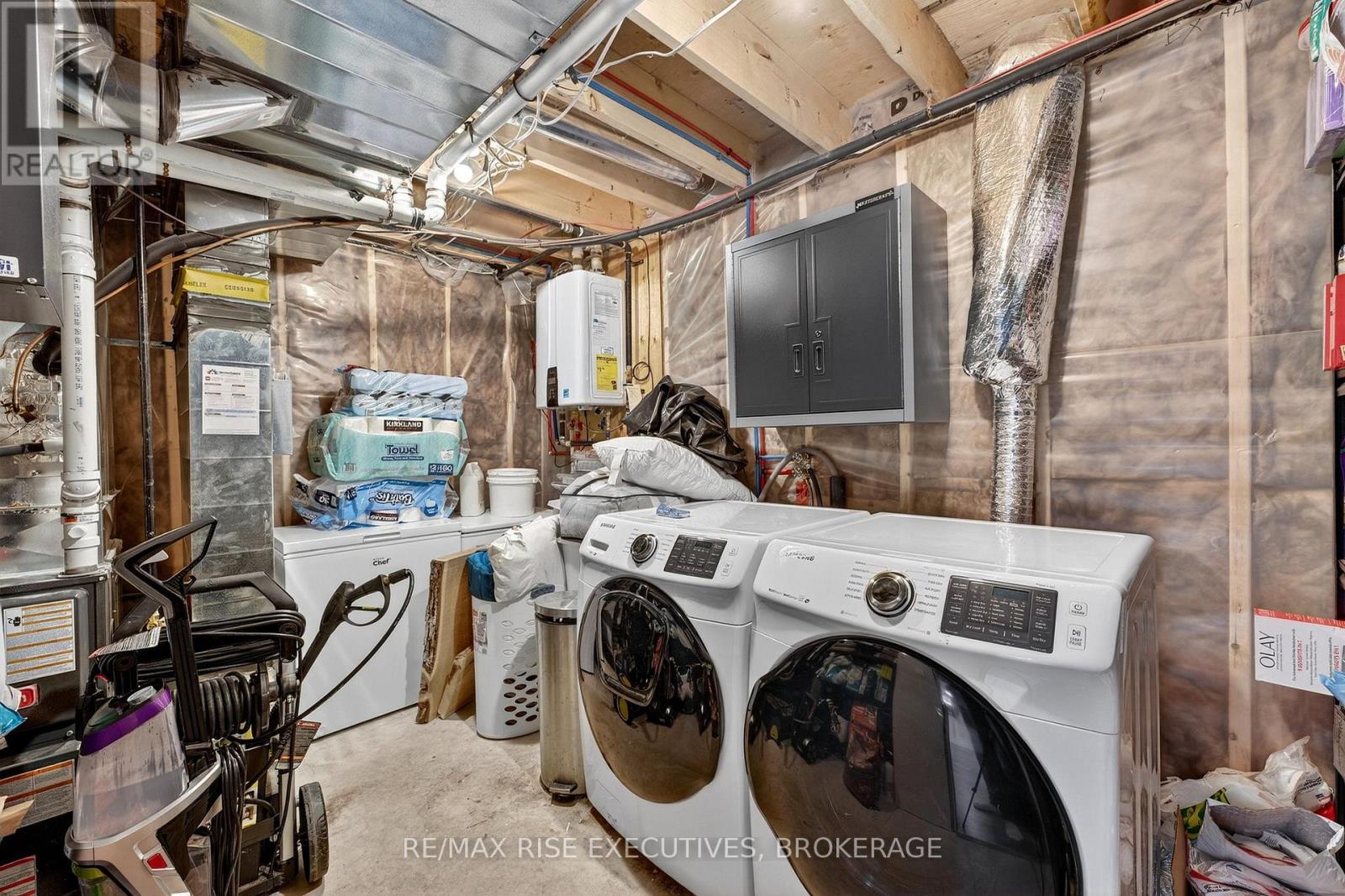 130 Brennan Crescent, Loyalist, Ontario  K0K 2H0 - Photo 32 - X12865256