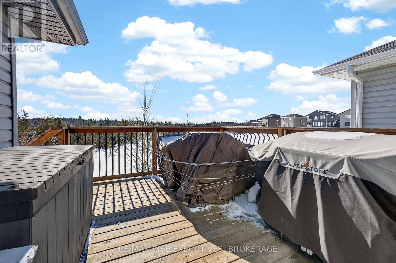 130 Brennan Crescent, Loyalist, Ontario  K0K 2H0 - Photo 34 - X12865256