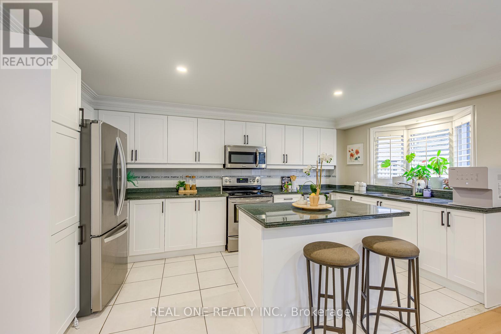 6 - 2250 Rockingham Drive, Oakville, Ontario  L6H 6J3 - Photo 13 - W12865154