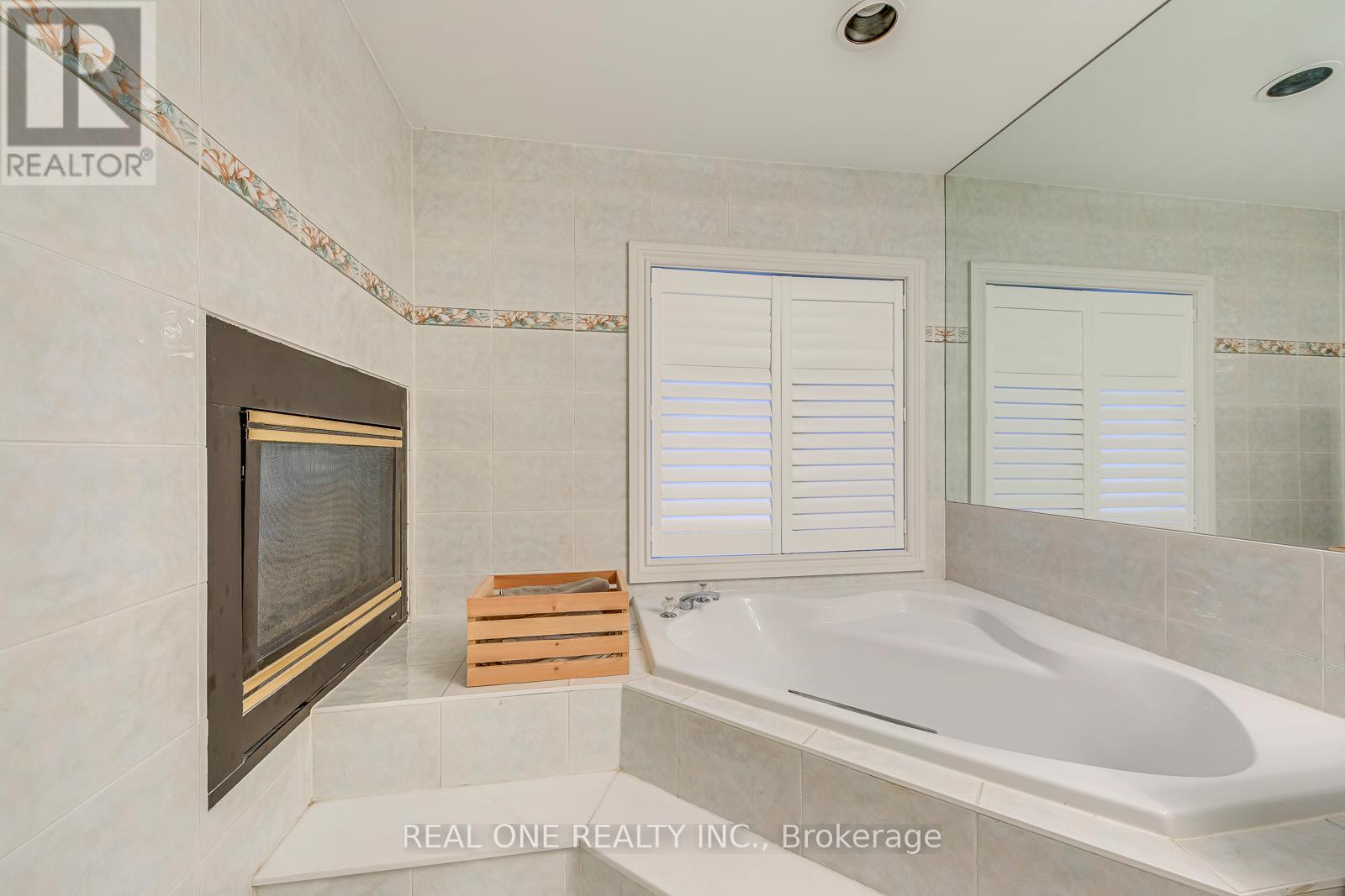 6 - 2250 Rockingham Drive, Oakville, Ontario  L6H 6J3 - Photo 27 - W12865154