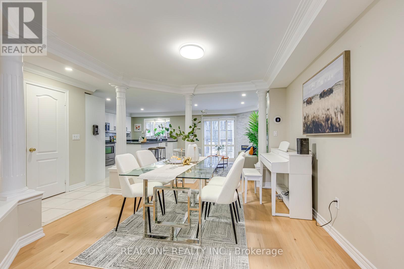 6 - 2250 Rockingham Drive, Oakville, Ontario  L6H 6J3 - Photo 5 - W12865154