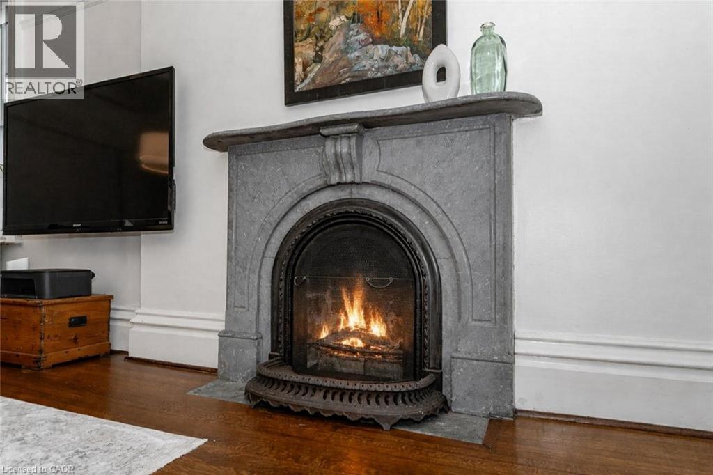 15 Liverpool Street, Guelph, Ontario  N1H 2K8 - Photo 14 - 40807698