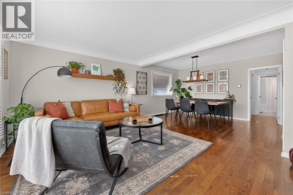 124 West 24th Street, Hamilton, Ontario  L9C 4W4 - Photo 7 - 40809452