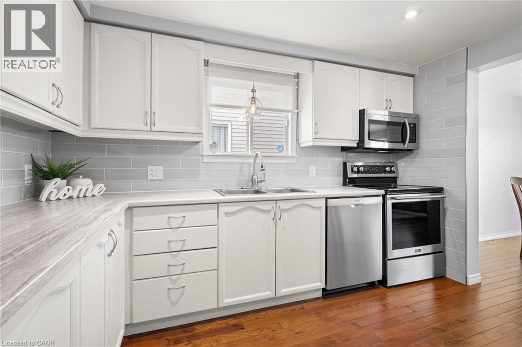 397 Misty Crescent, Kitchener, Ontario  N2B 3V7 - Photo 14 - 40809510