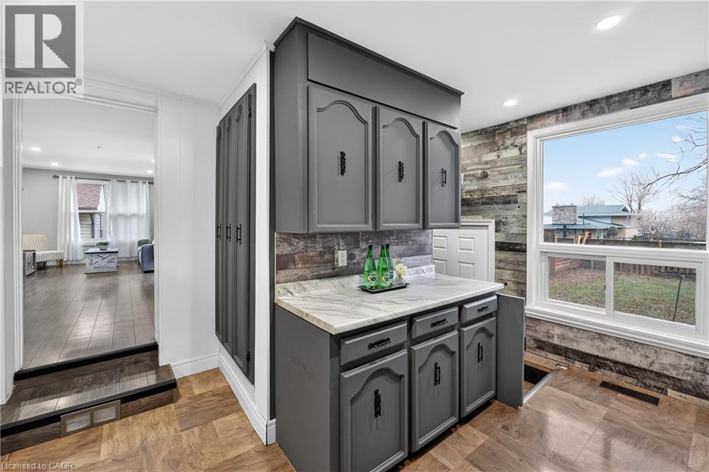 287 Main Street E, Grimsby, Ontario  L3M 1P9 - Photo 9 - 40809746