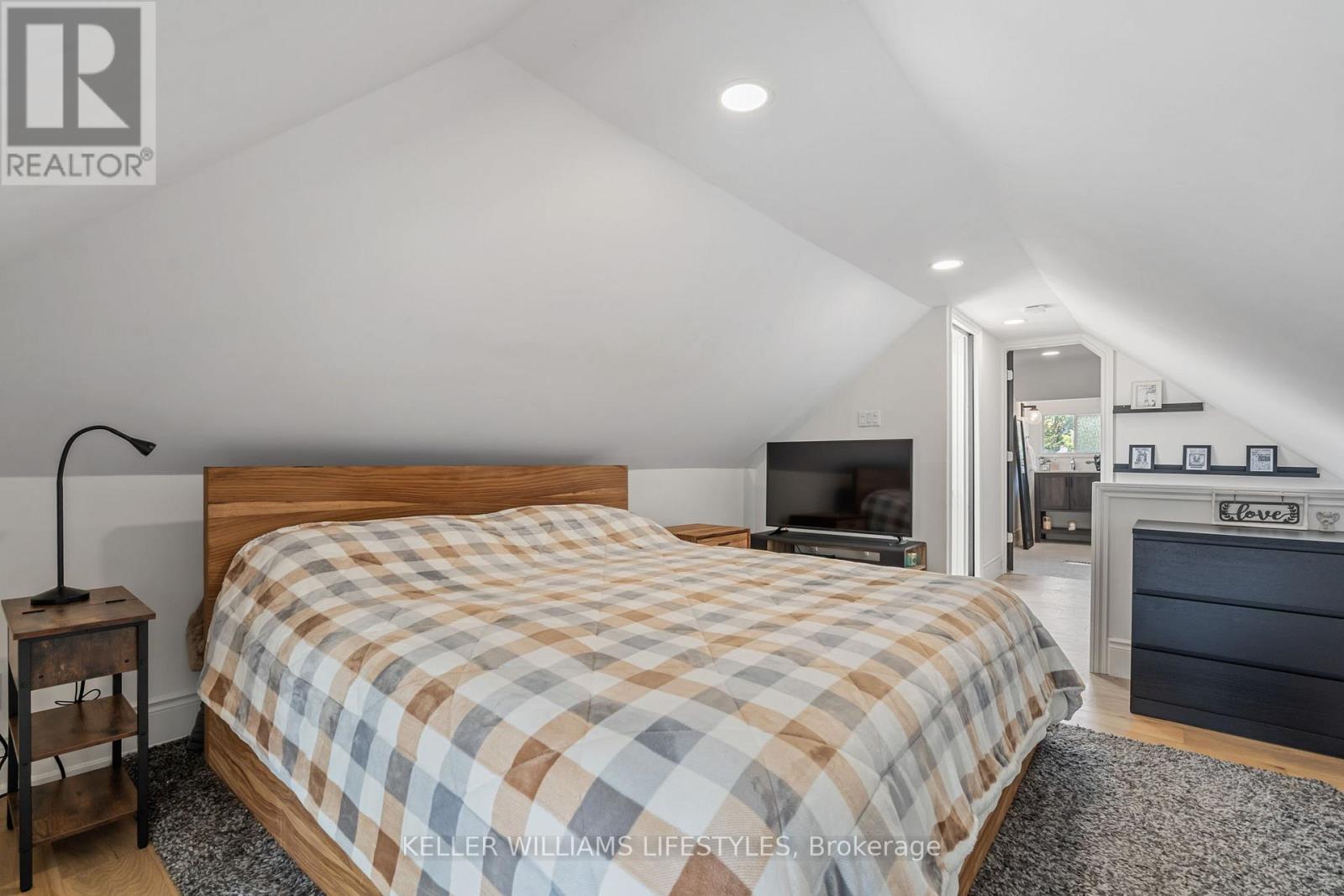 18 Sycamore Street, London East, Ontario  N5Z 1K7 - Photo 35 - X12865252