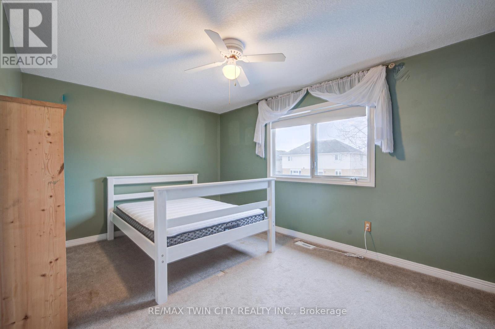 11 Carolinian Lane, Cambridge, Ontario  N1S 5B5 - Photo 25 - X12865058