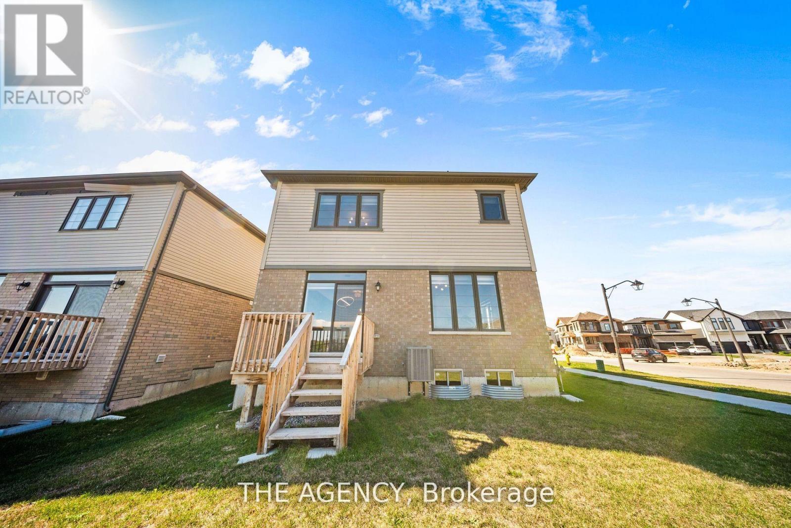 1 Bee Crescent, Brantford, Ontario  N3T 0V7 - Photo 43 - X12865152