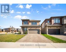 1 BEE CRESCENT, Brantford, Ontario