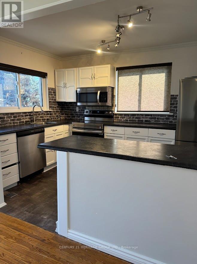 Main - 34 Kitimat Crescent, Aurora, Ontario L4G 3C3 - Photo 7 - N12720682