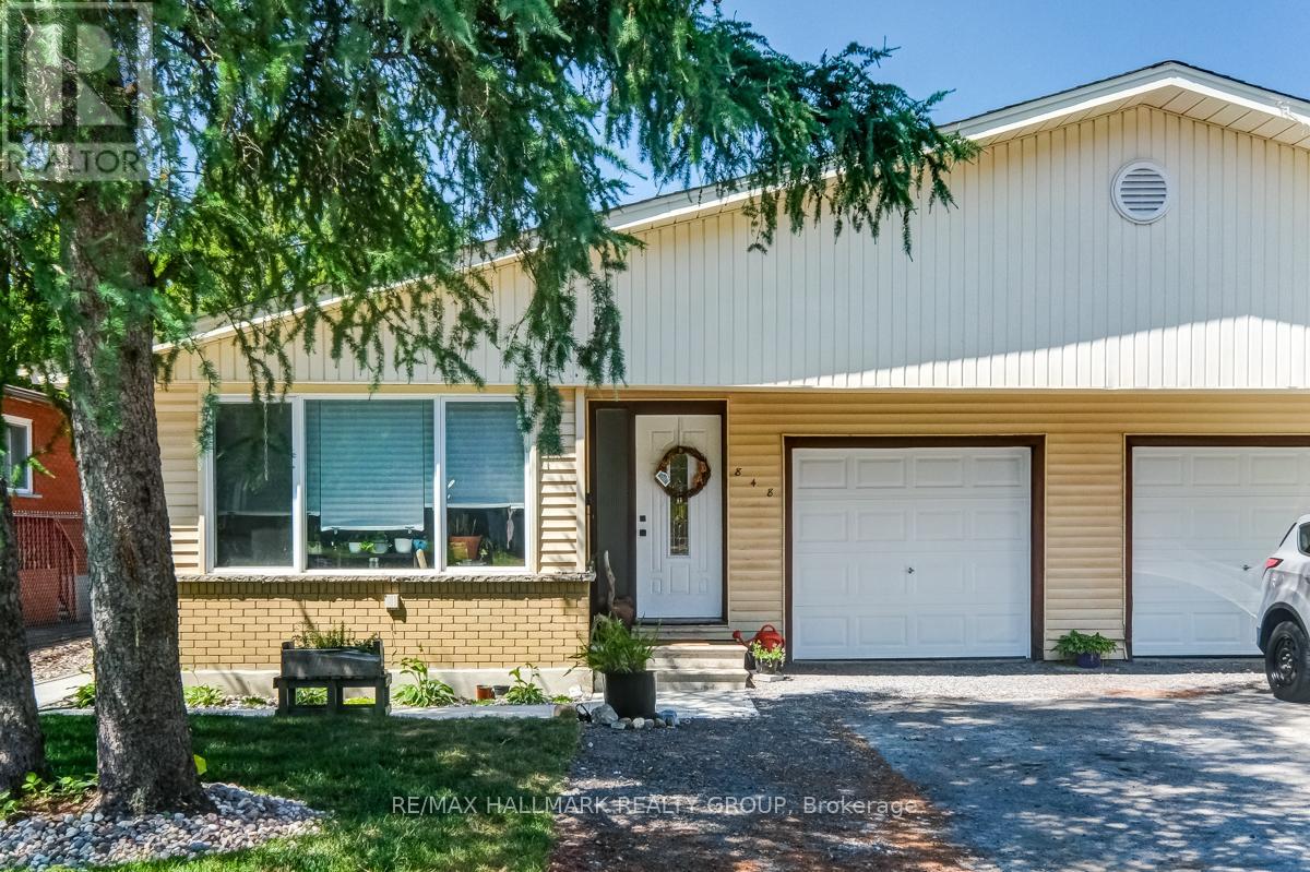 B - 848 TROJAN AVENUE, ottawa, Ontario