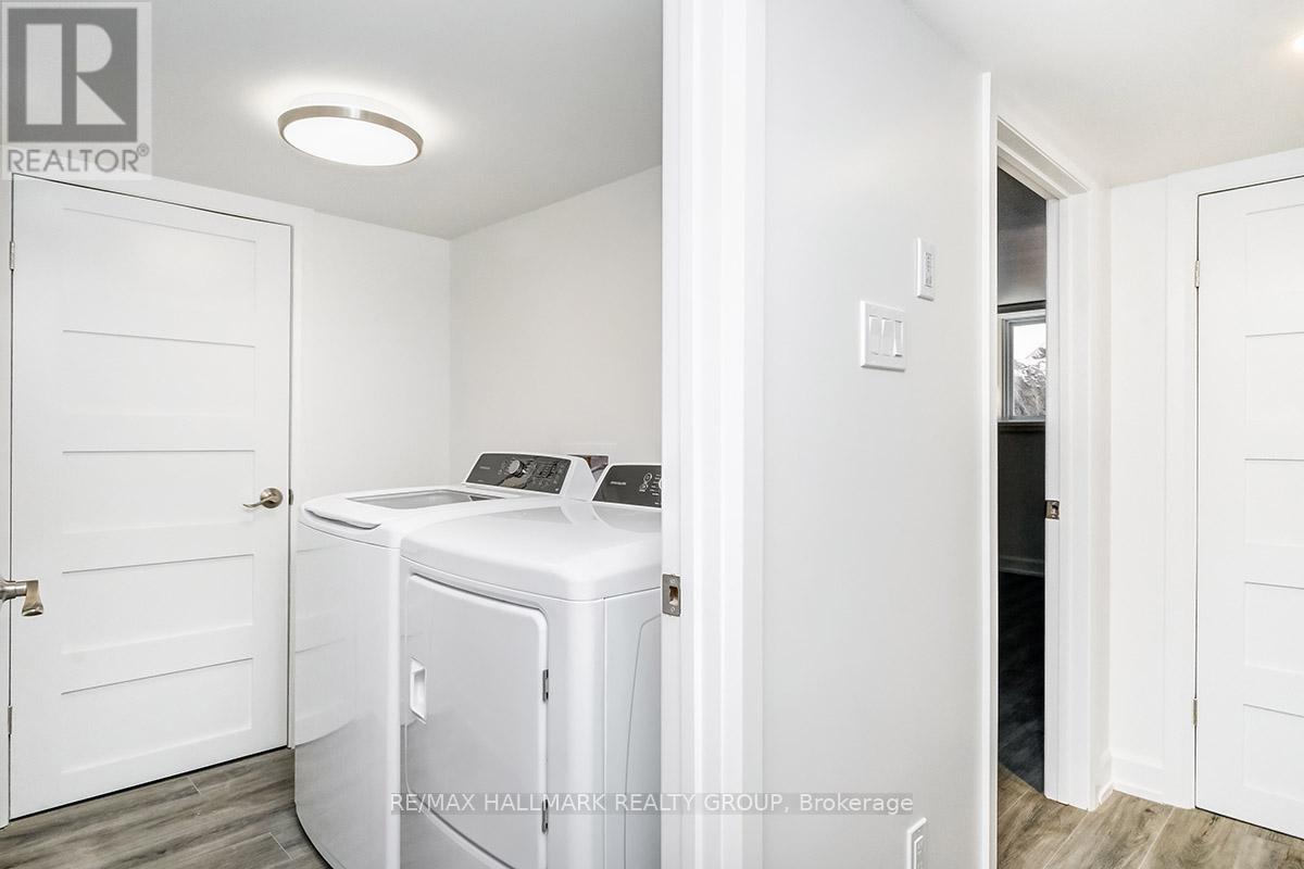 B - 848 Trojan Avenue, Ottawa, Ontario  K1K 2P9 - Photo 20 - X12865442