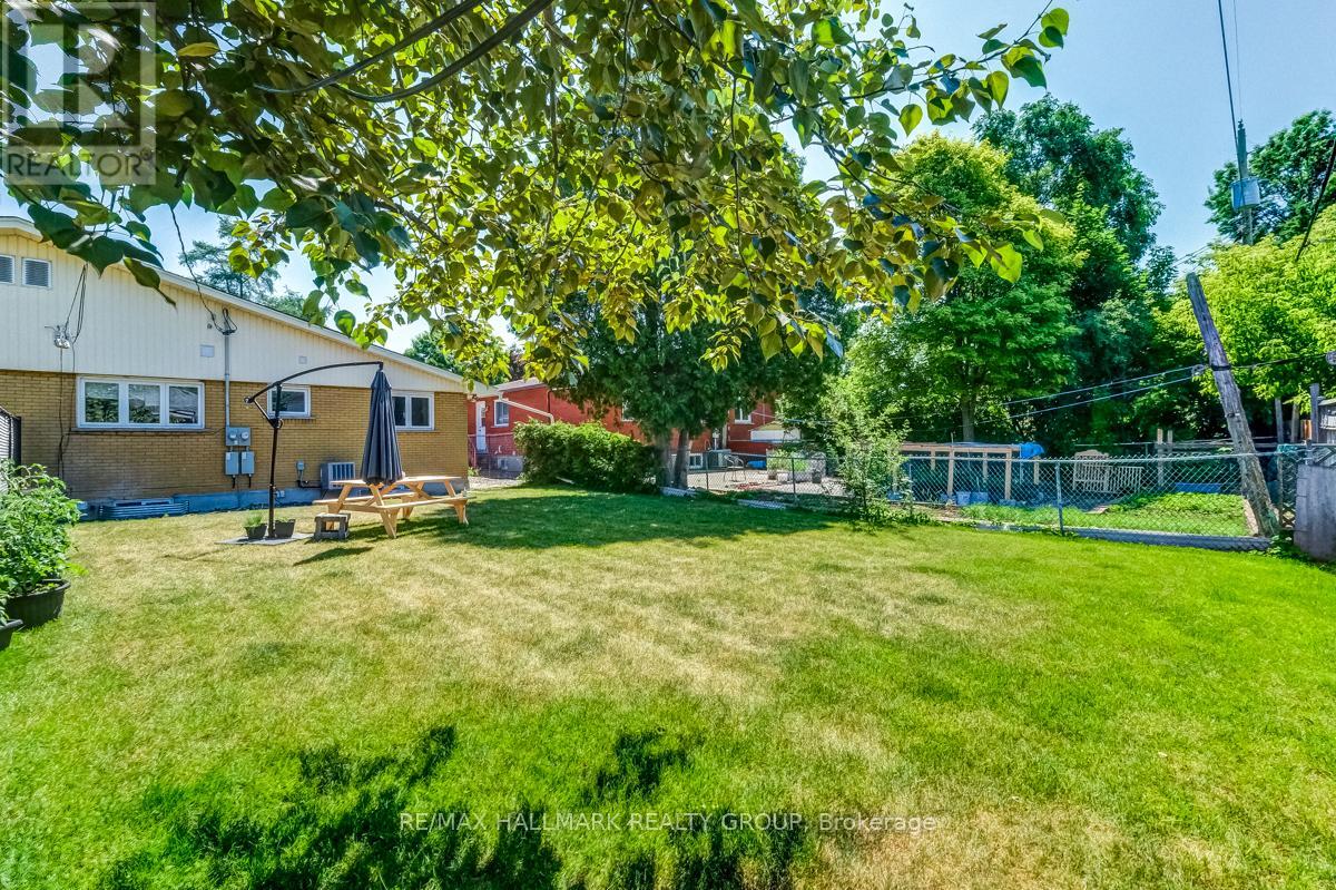 B - 848 Trojan Avenue, Ottawa, Ontario  K1K 2P9 - Photo 23 - X12865442