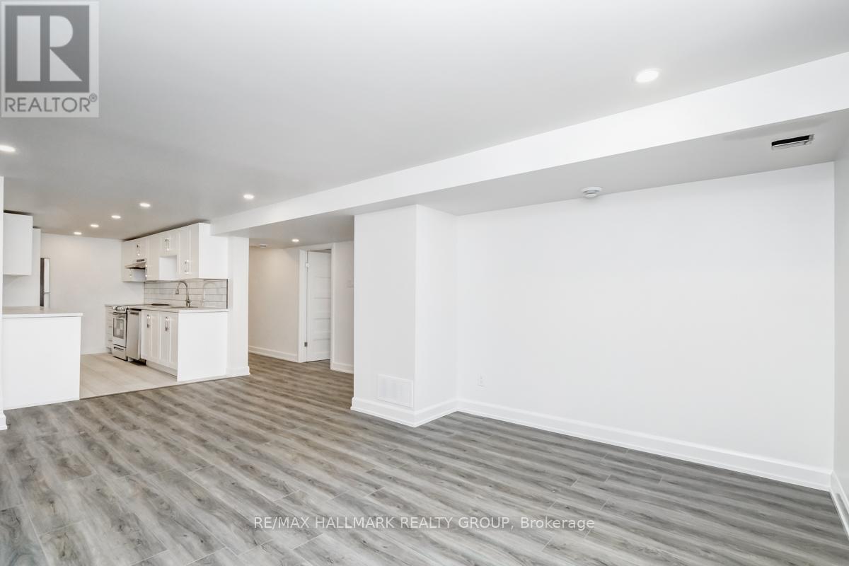 B - 848 Trojan Avenue, Ottawa, Ontario  K1K 2P9 - Photo 6 - X12865442