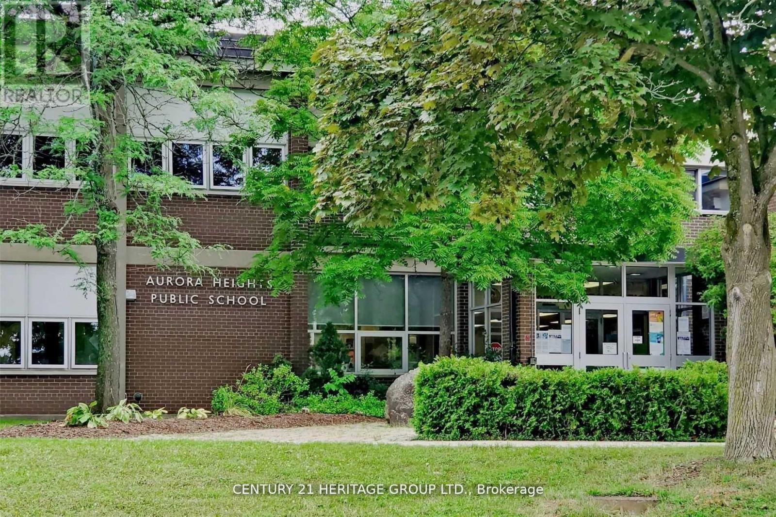 Main - 34 Kitimat Crescent, Aurora, Ontario L4G 3C3 - Photo 25 - N12720682