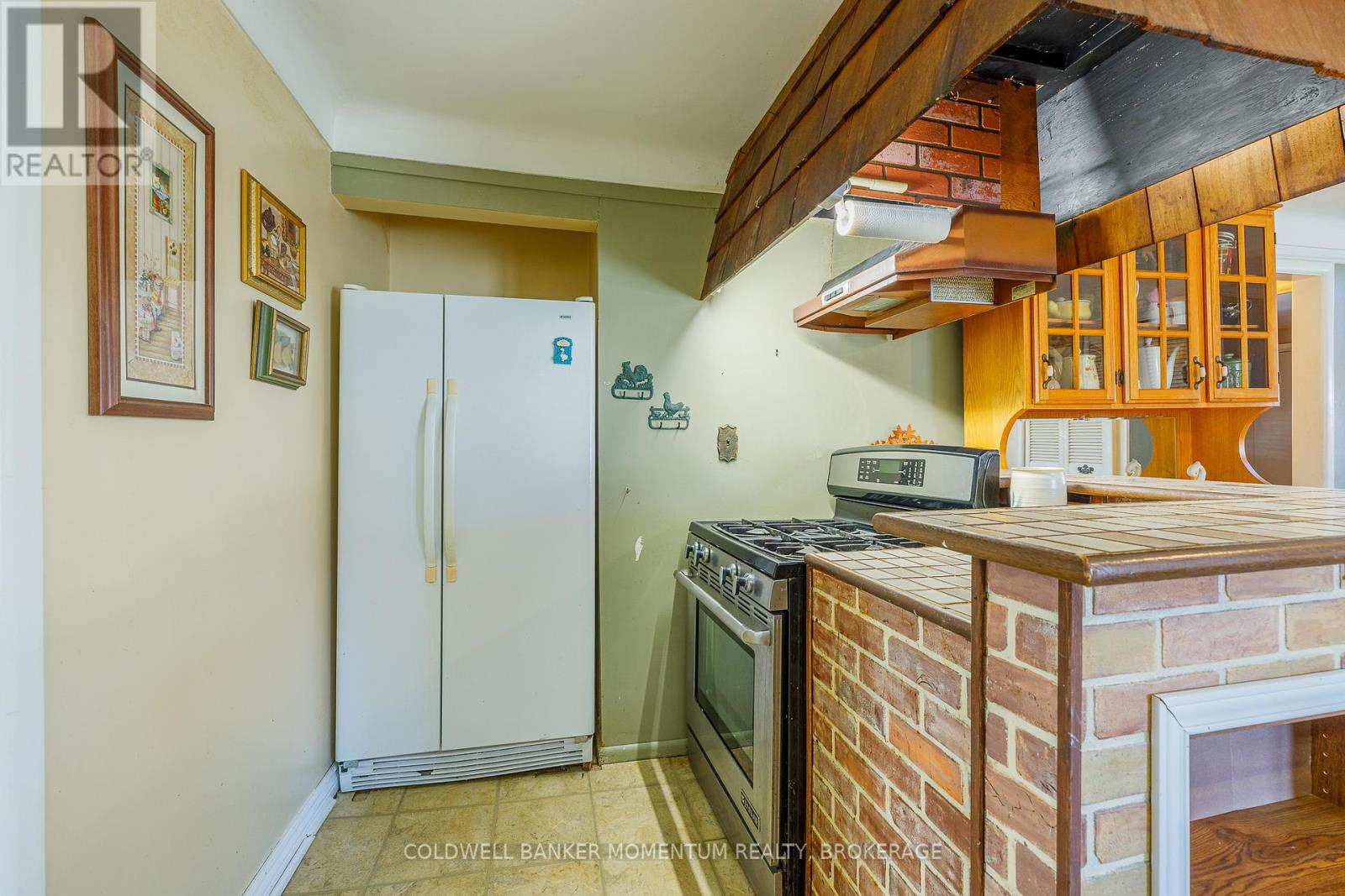 279 Gilmore Road, Fort Erie, Ontario  L2A 2M7 - Photo 15 - X12865580