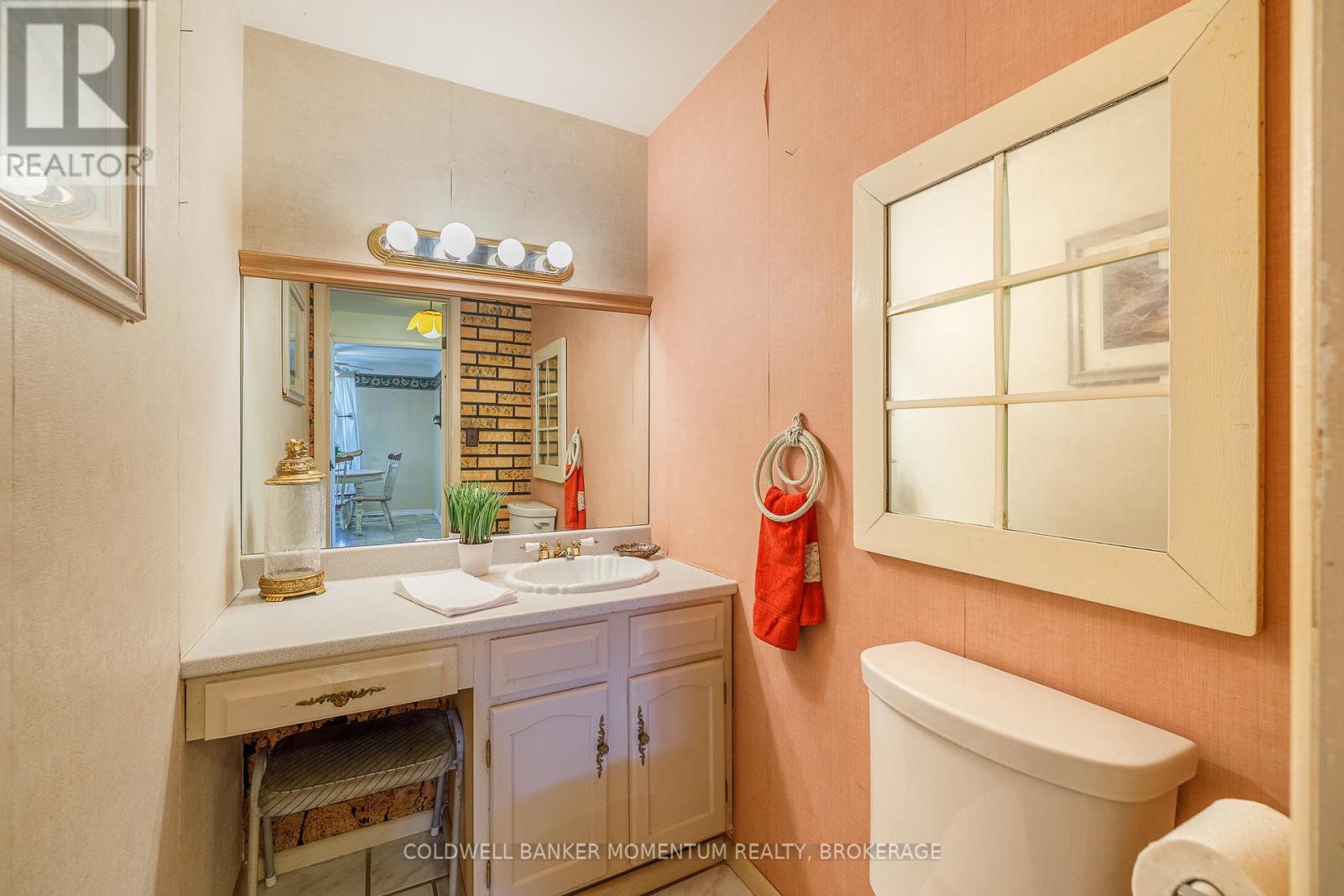 279 Gilmore Road, Fort Erie, Ontario  L2A 2M7 - Photo 19 - X12865580