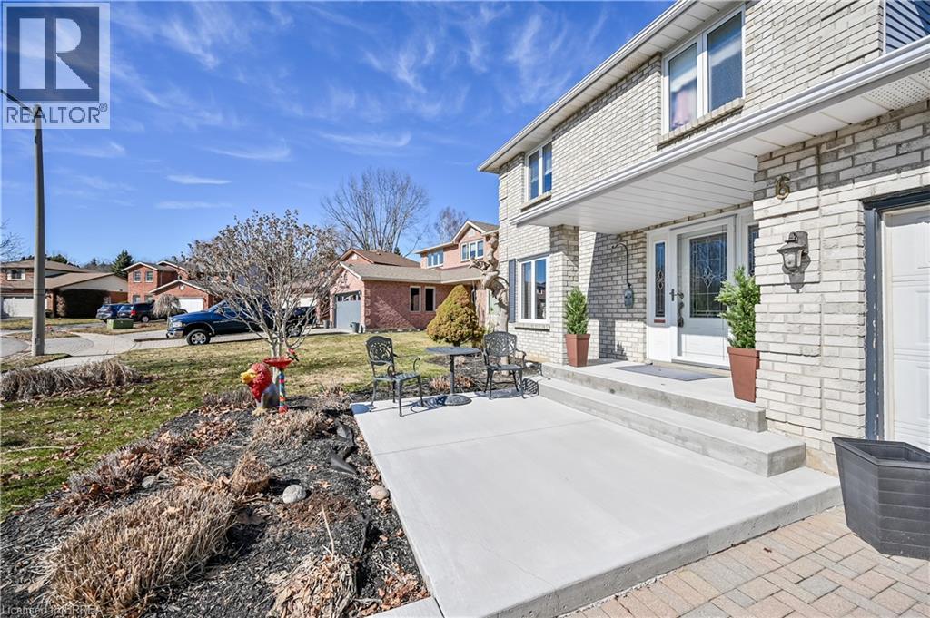 6 Winter Way, Brantford, Ontario  N3T 6E6 - Photo 4 - 40801399
