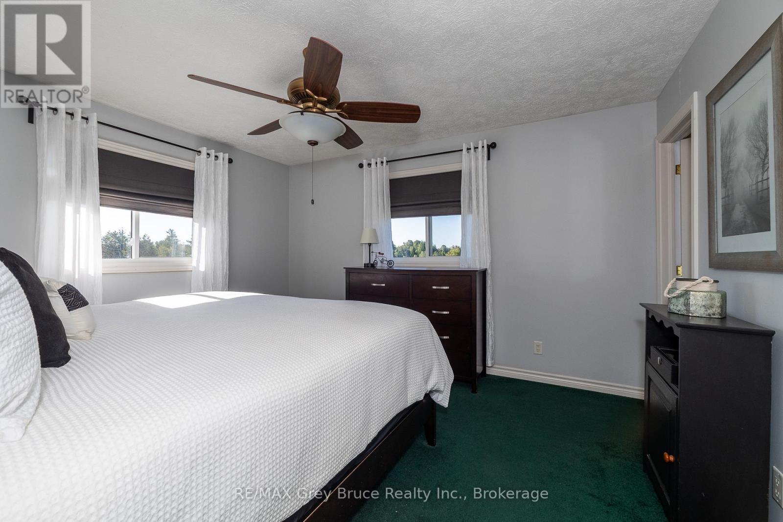 200050 10 Side Road, Georgian Bluffs, Ontario  N0H 2K0 - Photo 12 - X12865548