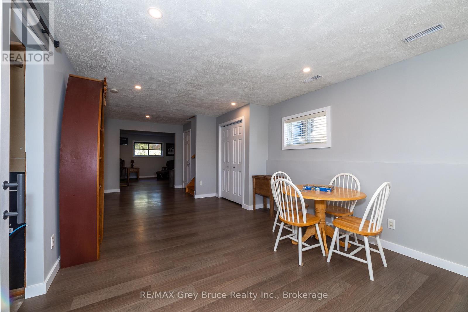 200050 10 Side Road, Georgian Bluffs, Ontario  N0H 2K0 - Photo 31 - X12865548