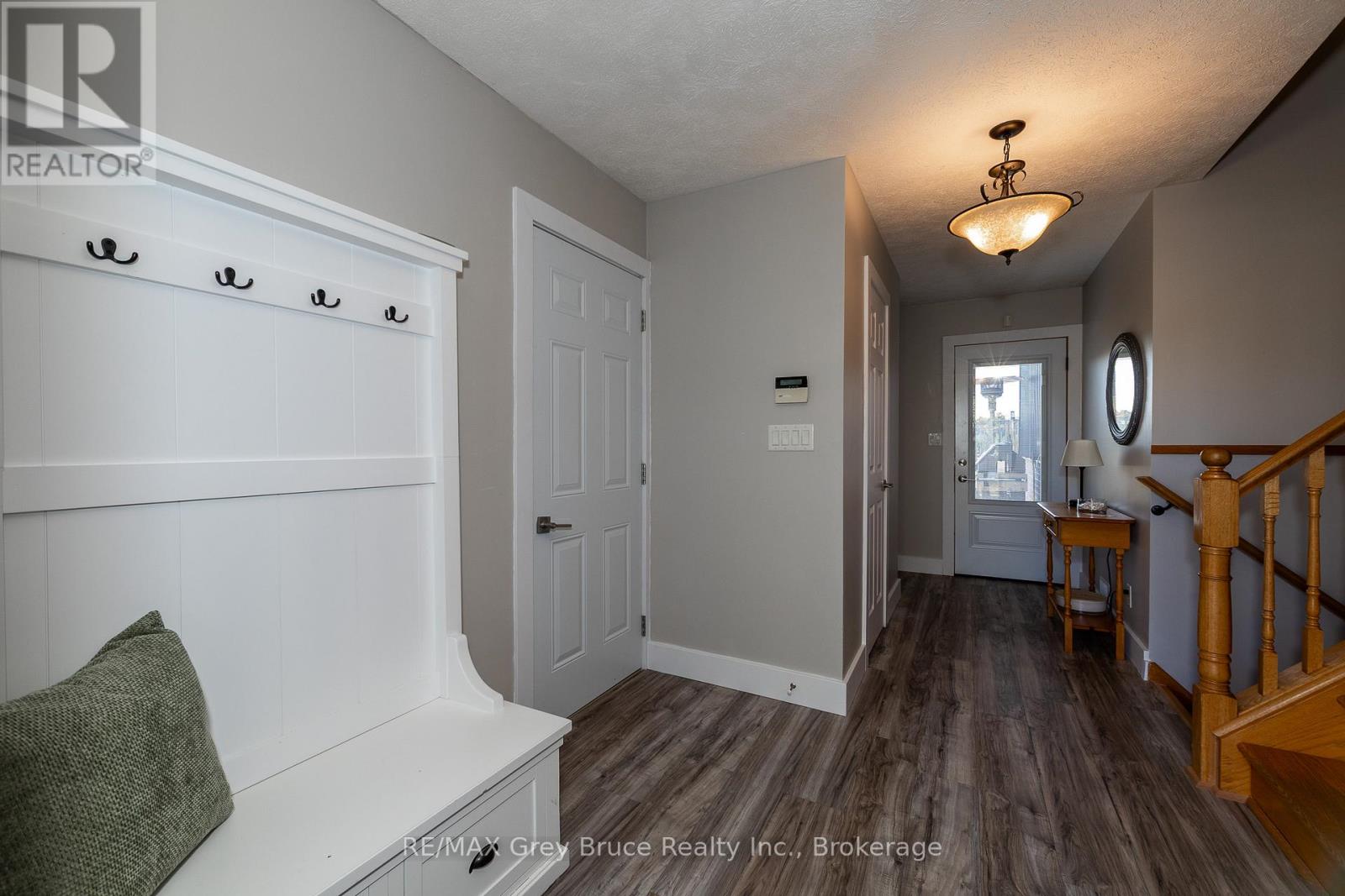 200050 10 Side Road, Georgian Bluffs, Ontario  N0H 2K0 - Photo 5 - X12865548