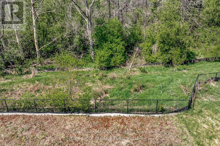 3187 Stouffville Road, Whitchurch-Stouffville, Ontario  L4A 3W9 - Photo 12 - N12395049